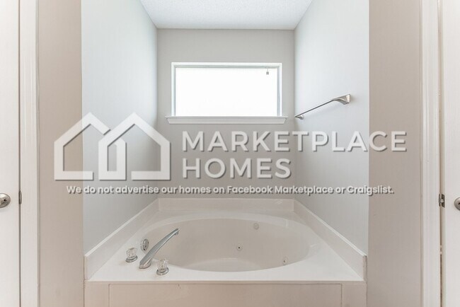Building Photo - 5776 Landau Drive