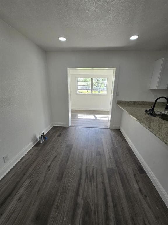 Building Photo - 1232 Elinore Dr