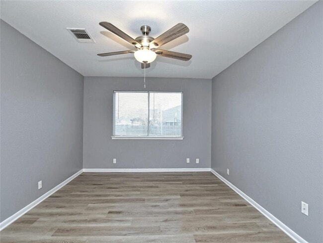 Building Photo - 118 Dogwood Dr