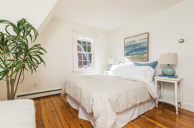Building Photo - 77 Porpoise Way
