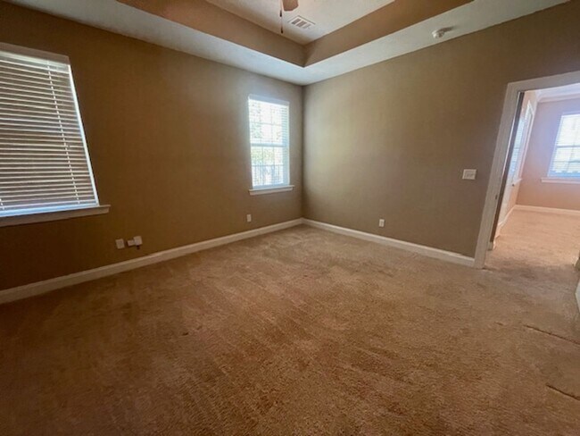 Building Photo - 528 Brantley Cove Cir