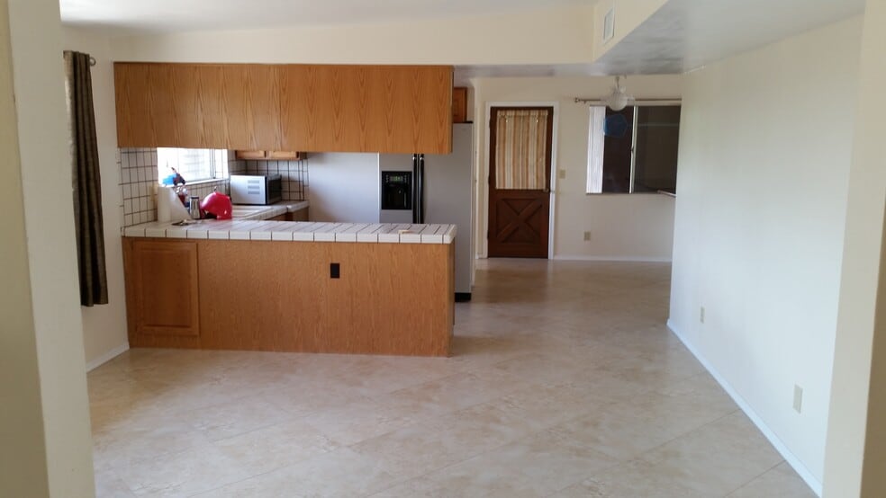 Building Photo - 9291 E Shonto Ln