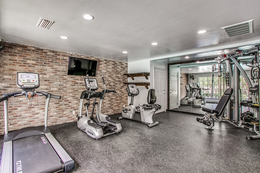 Trinity Heights 6501 Boca Raton Blvd Fort Worth TX 76112 Apartment