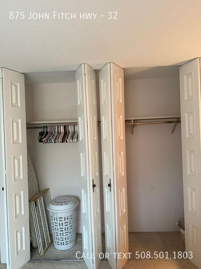 Building Photo - 875 John Fitch Hwy