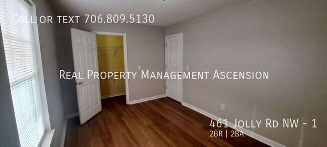 Building Photo - 461 Jolly Rd NW