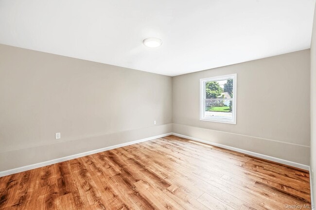 Building Photo - 610 Americus Ave
