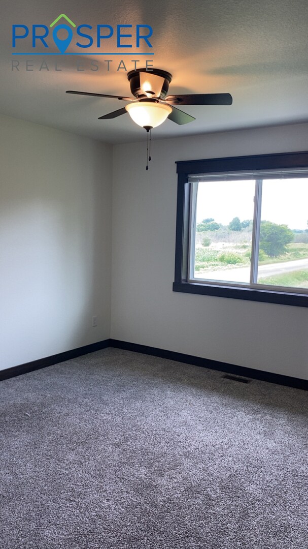 Building Photo - CO513X