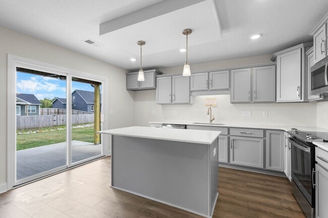 Building Photo - Beautiful Two-Story Home for Rent!