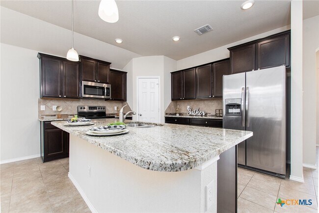 Building Photo - 2516 Bargello St