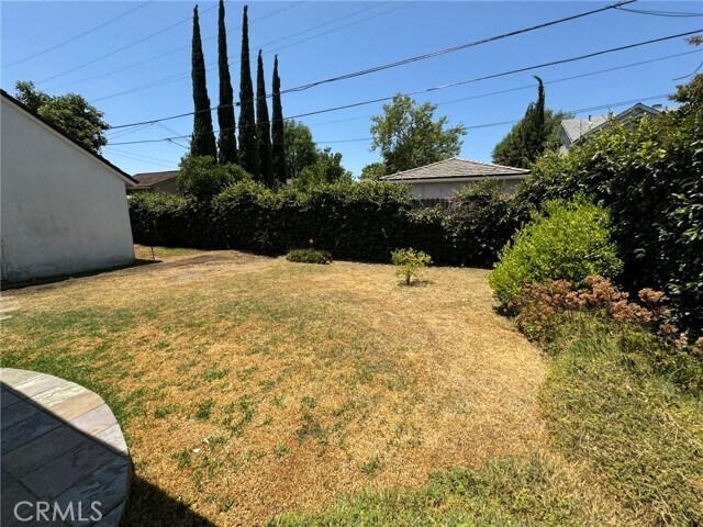 Building Photo - 405 S Old Ranch Rd