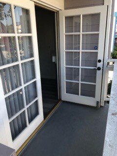 Building Photo - 11211 Greenlawn Ave