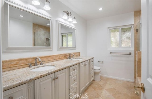Building Photo - 7183 Avenida Altisima