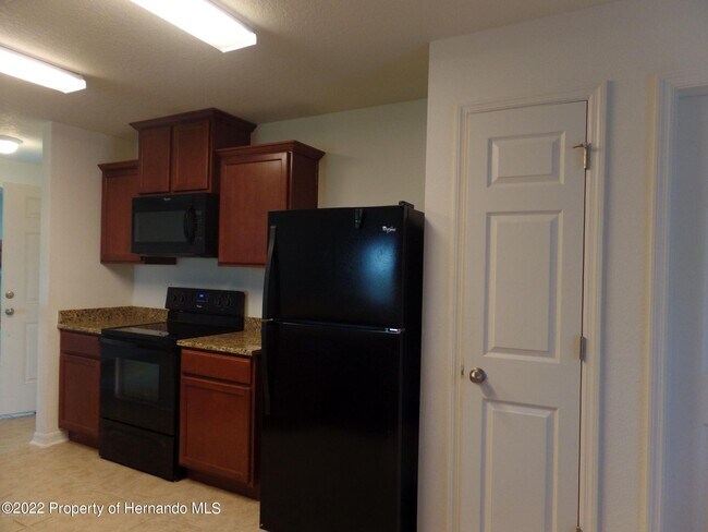 Building Photo - 30808 Water Lily Dr