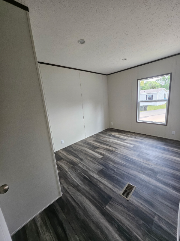 Building Photo - 516 GA-133