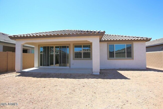 Building Photo - 2558 W Pecan Rd