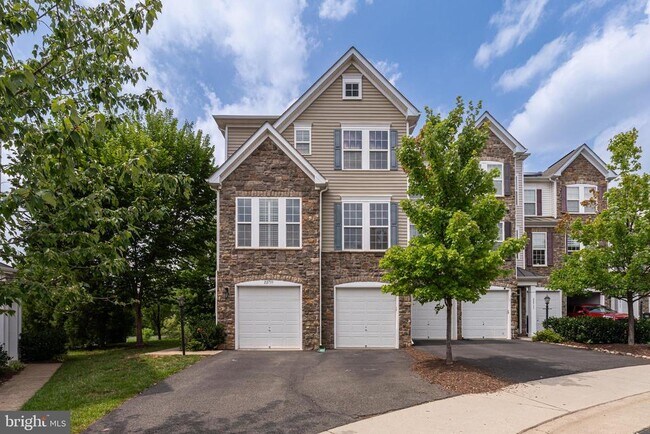 Building Photo - 22739 Balduck Terrace