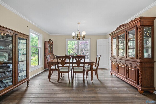Building Photo - 1217 Indian Creek Rd NW