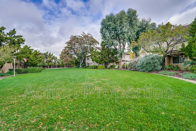 Building Photo - 1963 Landess Ave