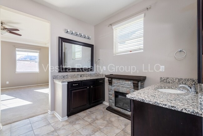 Building Photo - 2794 Rising Moon Way