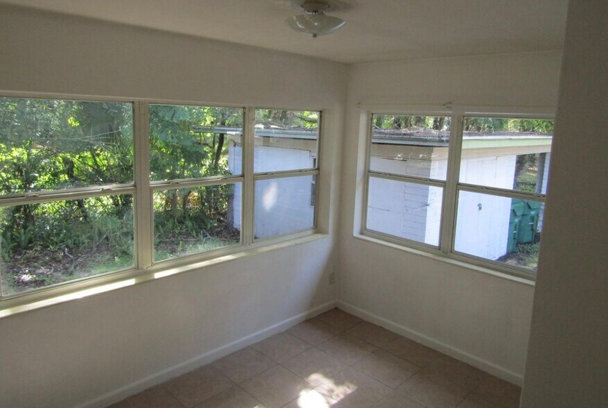 Bedroom 2 - 144 W Michigan Ave