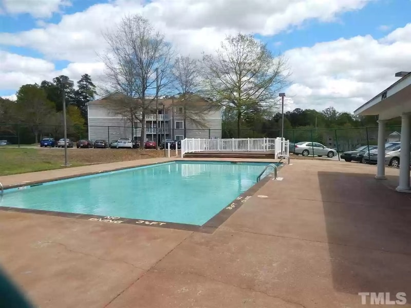 Building Photo - 1440 Collegiate Cir