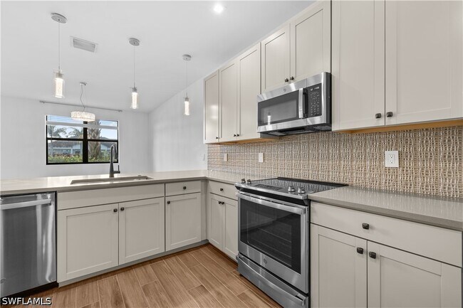 Building Photo - 7548 Carnegie Way