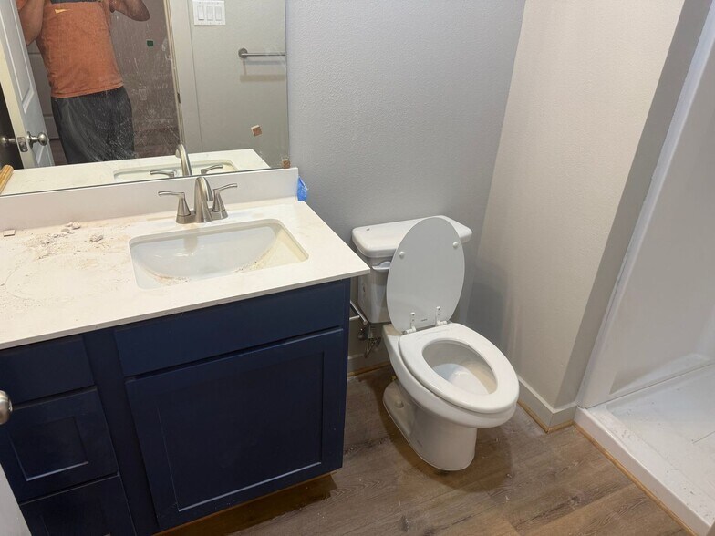 Building Photo - 151 Sleepy Meadow Dr