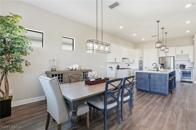 Building Photo - 20040 Hartford Blvd