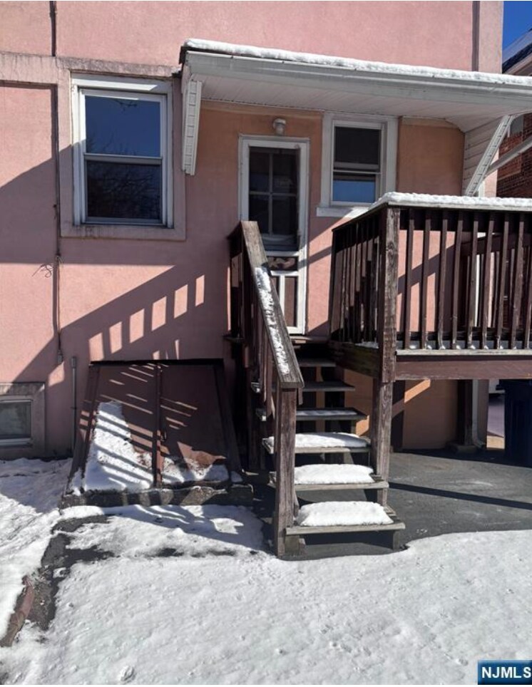 Building Photo - 467 Washington Ave