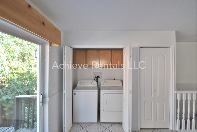Building Photo - 170 S 460 E