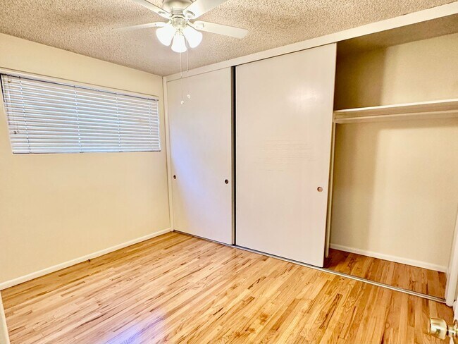 Building Photo - 1338 N Columbus Ave