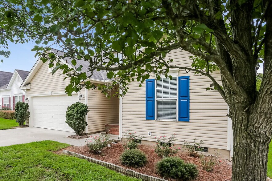 Building Photo - 6754 Thistle Down Dr