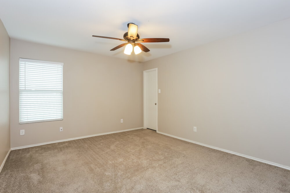 Building Photo - 1054 Graystone Dr