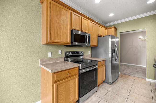 Building Photo - 4555 SW 52nd Cir