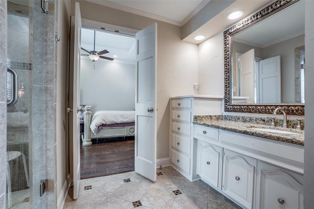 Building Photo - 5604 Covehaven Dr