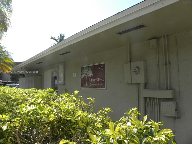 Building Photo - 15690 SW 82nd Cir Ln