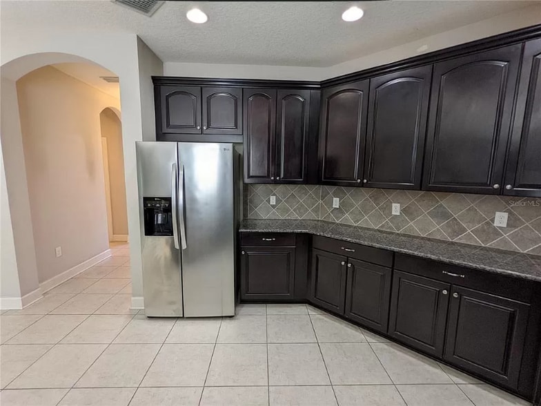 Building Photo - 16044 Bella Woods Dr