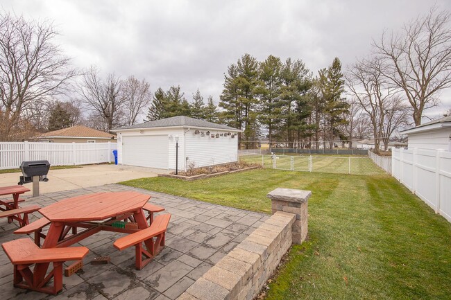 Building Photo - # Bedroom/2 Bath Single family!  Brook Park! Finished Basement