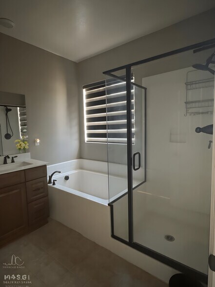 Building Photo - 7528 Sweetheart Ct