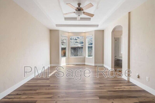 Building Photo - 4276 Talladega Dr