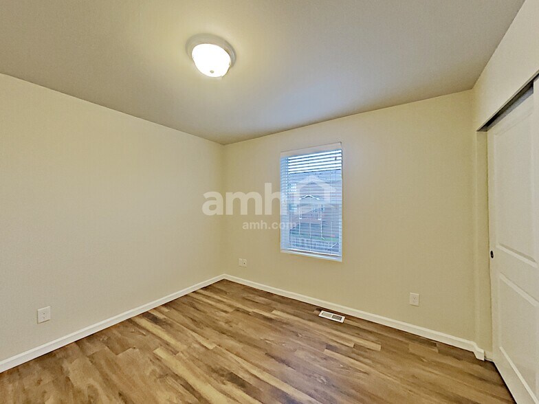 Building Photo - 13831 66th Ave E