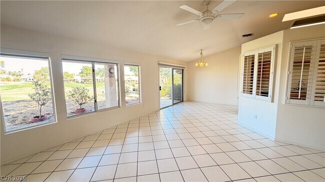 Building Photo - 2066 Poppywood Ave