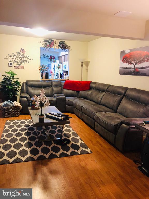 14070 Betsy Ross Ln 14070 Betsy Ross Ln Centreville VA 20121