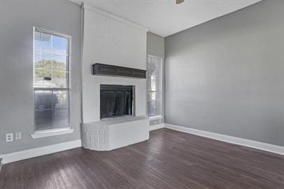 Building Photo - 804 Custer St