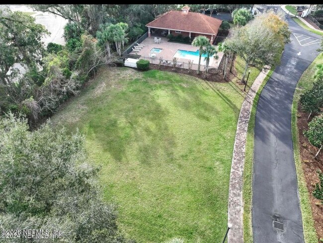 Building Photo - 156 Hidden Palms Ln