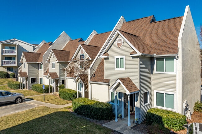 Building Photo - Park at Northside