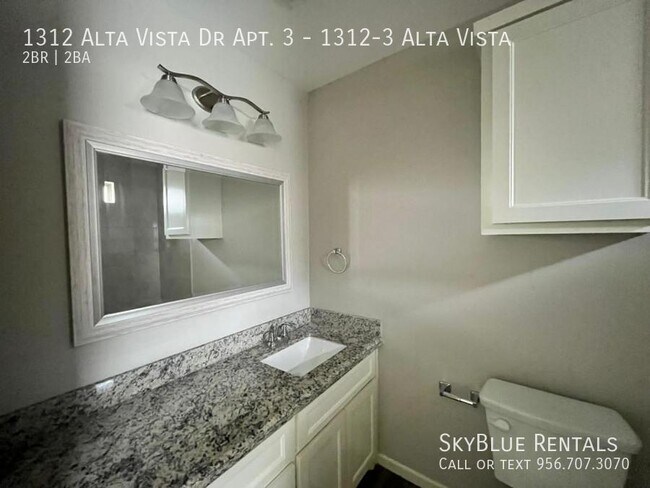 Building Photo - 1312 Alta Vista Dr