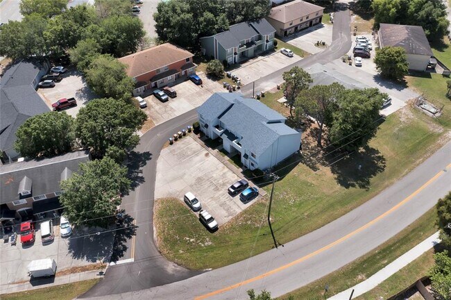 Building Photo - 111 Michelle Ln