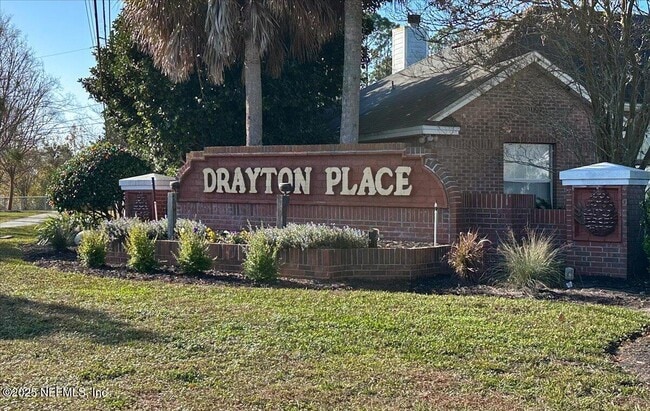 Building Photo - 12184 Mantle Dr