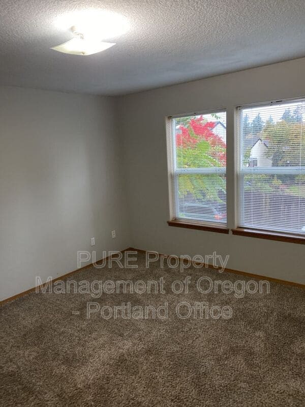Building Photo - 1526 SE 125th Ct